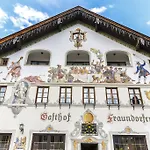 & Fraundorfer Penzion 3*